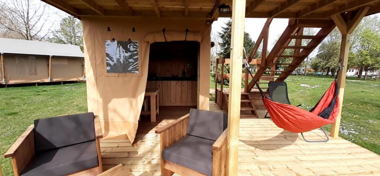 Tente Cabane Du Camping Hautoreille Bannes  Exterior foto